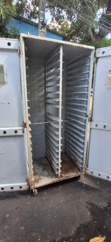 ARMÁRIO DUPLO PARA PÃO VAZIO