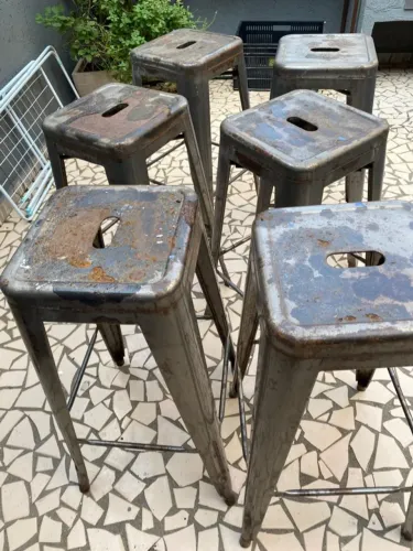 Banquetas de ferro
