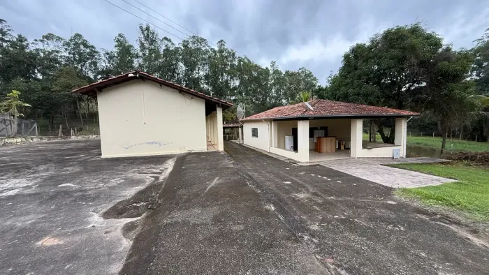 Lindo sitio a venda em Jacutinga -MG