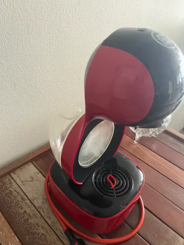 Cafeteira Arno Nescafé Dolce Gusto Vermelha/Preta - Cápsulas