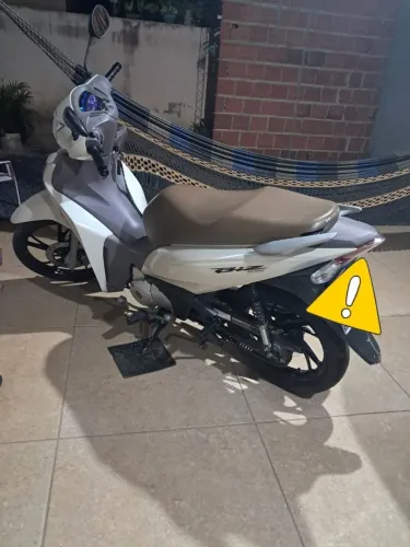 Biz 125 branca