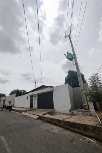 Casa com Potencial Residencial e Comercial Parque São João
