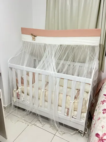 BERÇO COM COLCHÃO E KIT DE BERÇO
