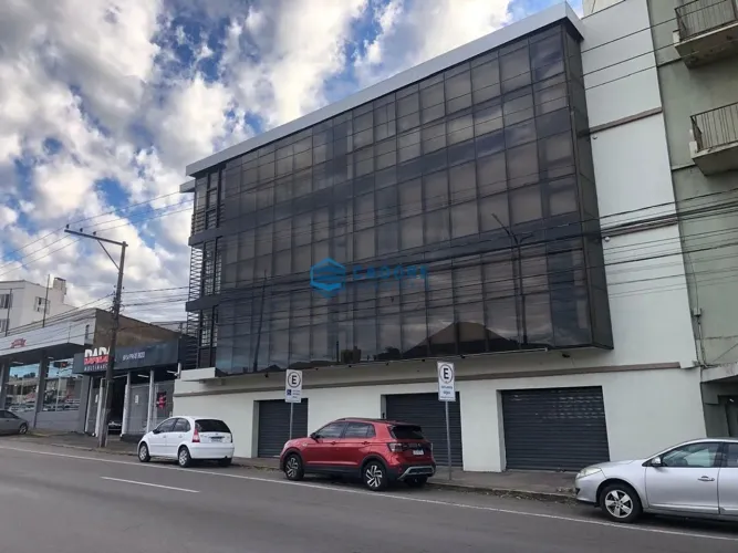 PRÉDIO COMERCIAL NOSSA SRA. DE LOURDES COM 450m²