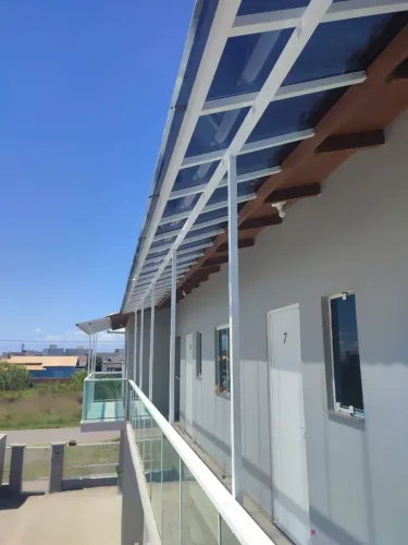 Reformas e implantação de cobertura e telhados 