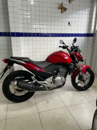 Cb 300