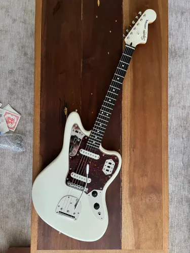 Squier Jaguar Vintage Modified 2012