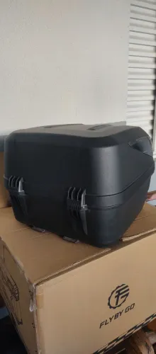 Baú givi 33 litros