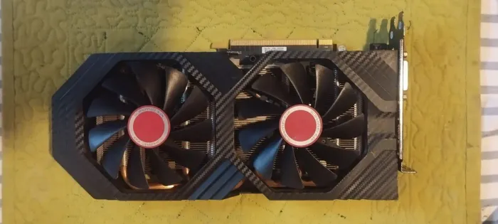 Xfx 580 4gb com defeito para reparo ou retirada de peças