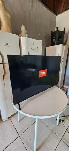 tv TCL 43 polegadas smart semi nova - vendo