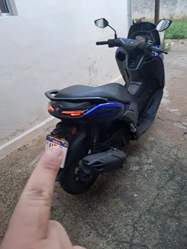 Vendo moto Yamaha N-MAX