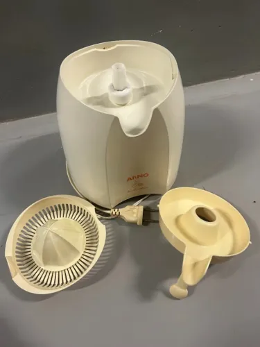 Espremedor de Frutas Arno Fontelle - 220V