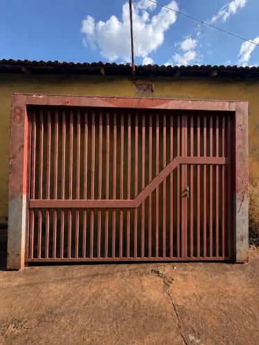 PORTÃO BASCULANTE