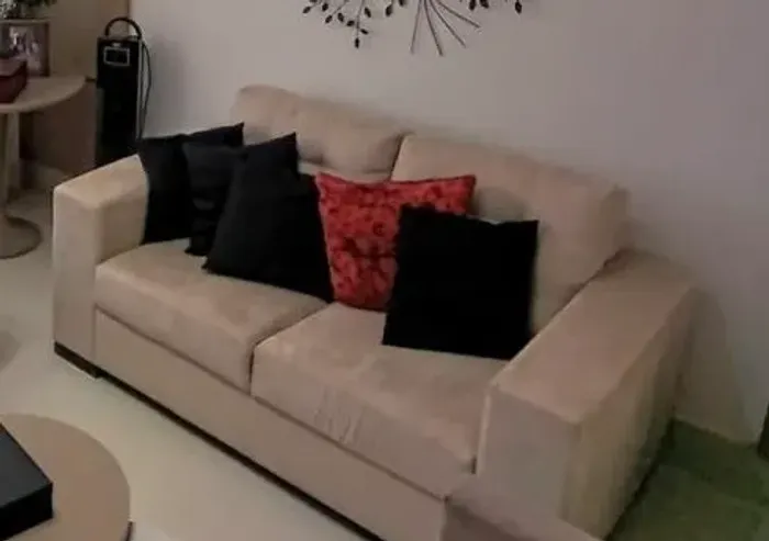 Sofá 2 lugares
