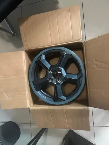 Roda nova (na caixa) aro 16 - BYD Dolphin Mini