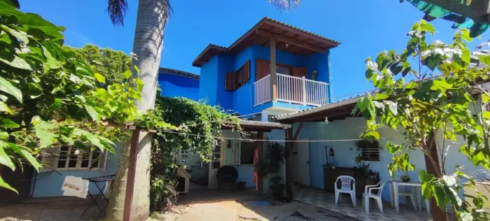 CASA LOCALIZADA Á 50 MTS FAMOSA AV. CAMPECHE LADO N. CAMPECHE