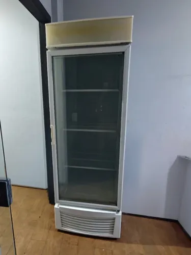 Freezer Vertical Fricon - Porta de vidro 565L Branco - 10x SEM Juros