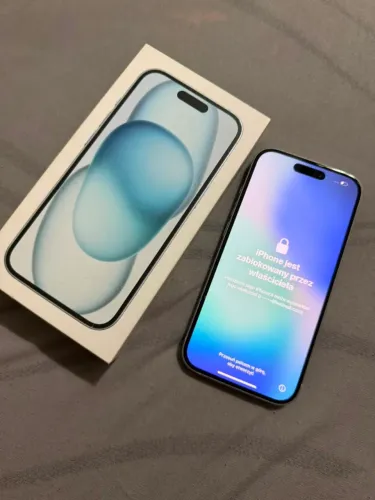 iPhone 15 - 128Gb - azul claro