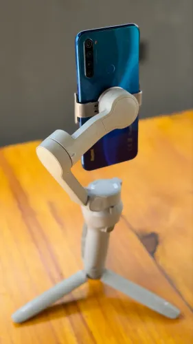 DJI Osmo móbile 4