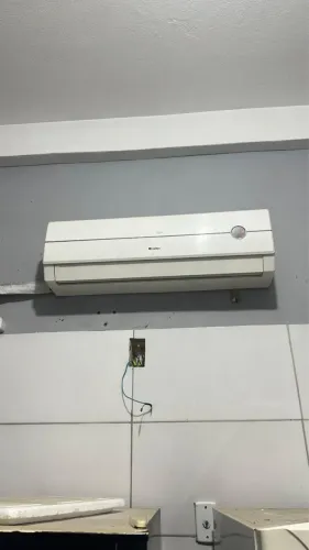 Ar-condicionado Gree Split 18.000 BTUs
