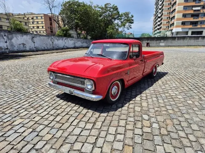 Chevrolet C-10 2.5/4.1 1976