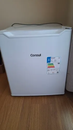 Frigobar Consul 47L - 1 mês de uso