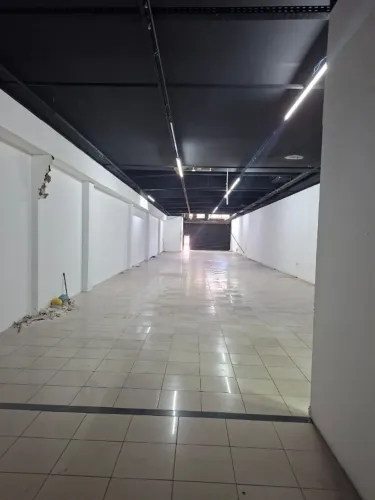 Loja na Rua dos Caetés com 275m2