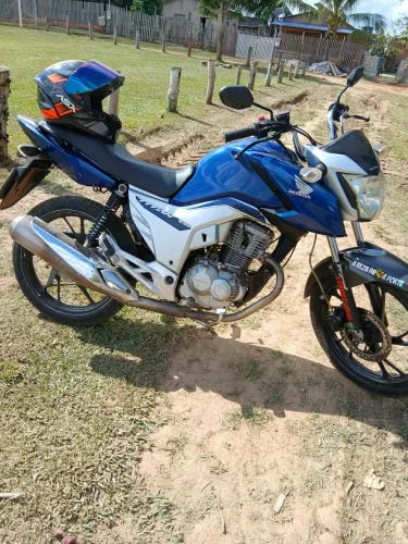 VENDO OU TROCO POR CARRO COM PARCELAS
