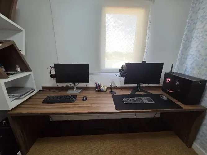 Mesa escritório - 245cmx65cm