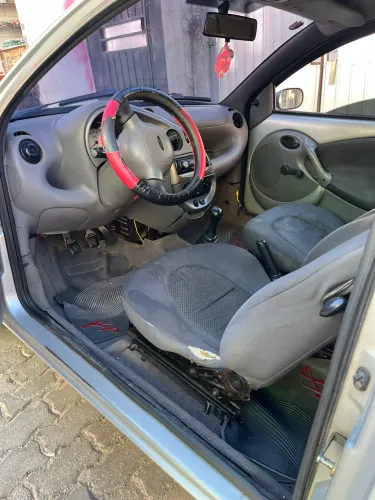 Ford KA GL 1.0i Zetec Rocam 2003