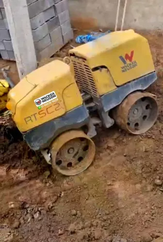 Rolo compactador Walcker Neuson RTSC2 controle via cabo
