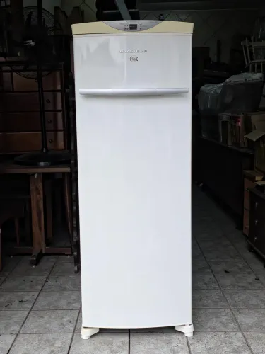 Freezer/ refrigerador Brastemp
