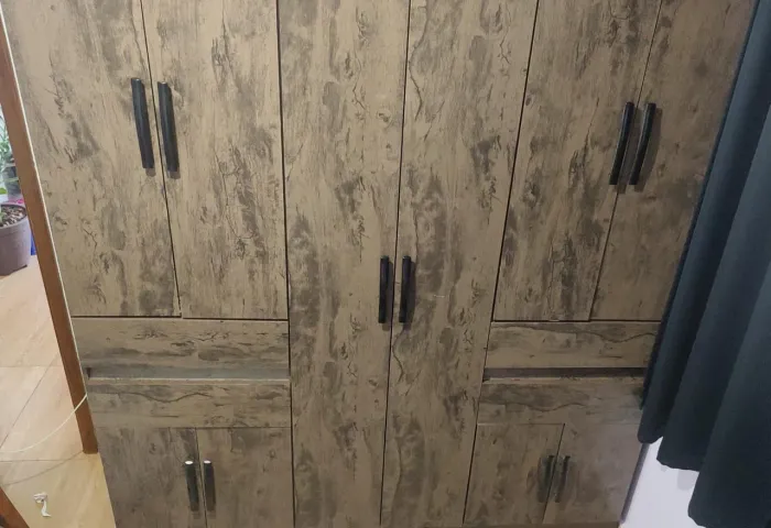 Guarda Roupa Amadeirado de Solteiro
