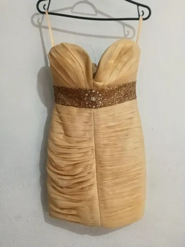 Vestido de festa tubinho