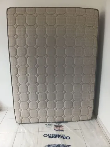 Colchão ortobom Pró Saúde Superpocket Casal (MESES DE USO) Semi novo)