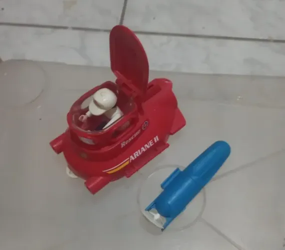 Submarino de Resgate Ariane II (Modelo 3064 / 3370) da Playmobil