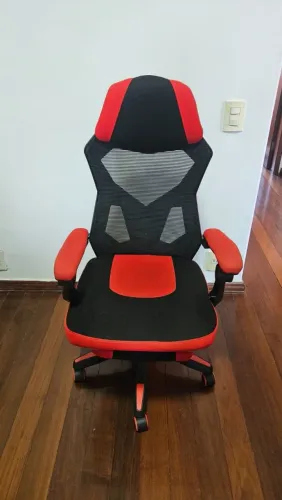 *Oportunidade! Cadeira de Escritório Fortt Verona Vermelha