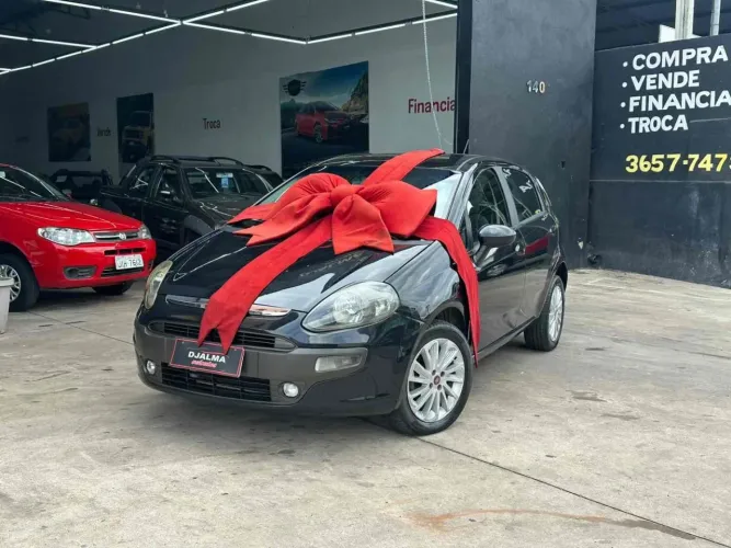 Fiat Punto Essence 1.6 Flex 16V 5P 2016