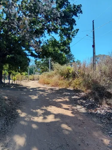 Vende-se Terreno próximo à Igreja do Rosário.