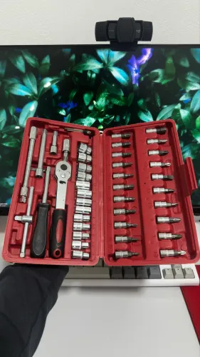 Kit de Ferramentas 46 Peças com Catraca