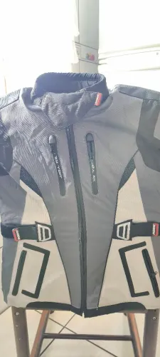 Jaqueta farbene linha moto feminina nunca usada