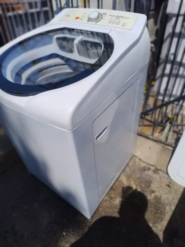 Máquina de lavar roupa Brastemp 12kg
