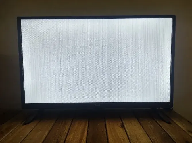 Smart Tv 28 Philco Ptv28g50sn Led Hd Com Defeito (Usado)