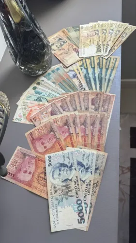 42 cédulas de coleção por uma pechincha!