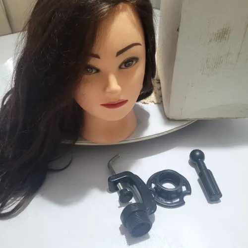 Cabeça de boneca para penteado