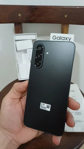 Celular Samsung A17 5G novo , completo com nota fiscal
