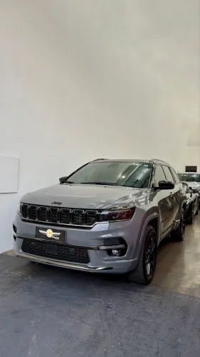 Jeep Commander Black Hurricane 2.0 4X4 TB AUT 2025