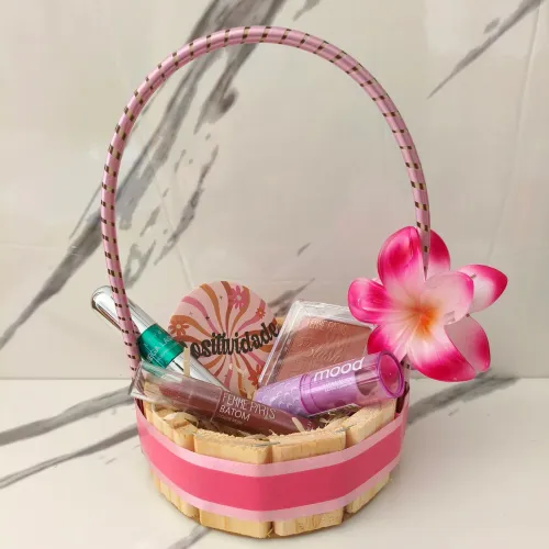 Cesta de Presente Makes