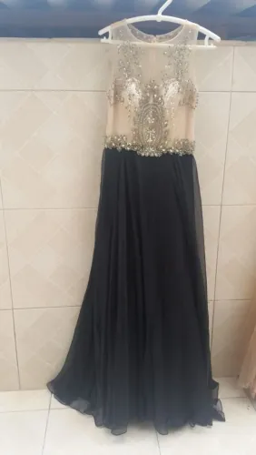 Vestidos de festa 1.200 os 2... Novo. Retirada engenho novo. Celular  - *