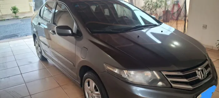 Honda City Sedan DX 1.5 Flex 16V Mec. 2013